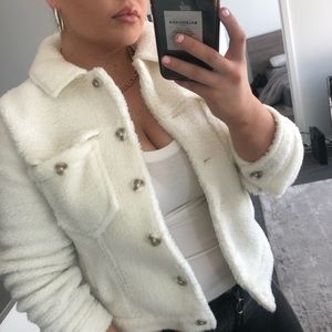 Universal Thread Teddy Jacket